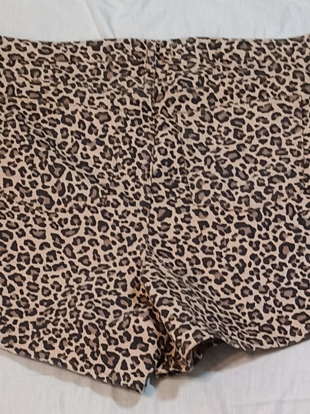 Abercrombie & Fitch/Shorts/W37/Womens Leopard Dad High Rise Curve Love Denim NWT - Picture 8 of 8
